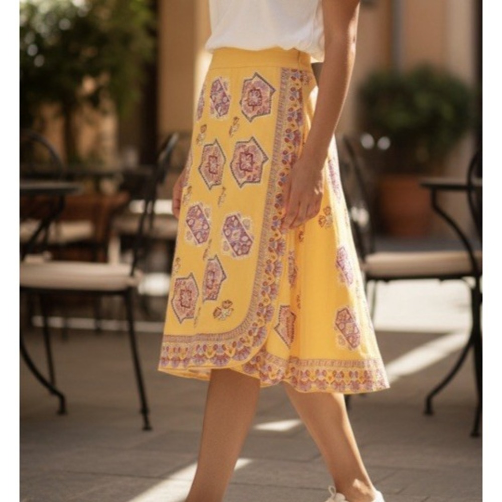 NEW Anthropologie Krissy Embroidered Pencil Skirt size 6 BOHO